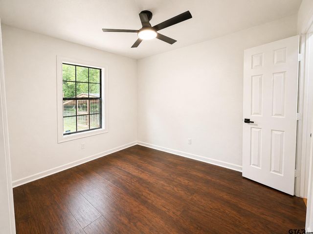 1812 N Bois D Arc, Tyler, TX 75702