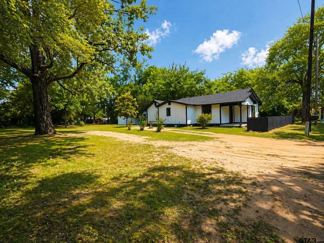 1812 N Bois D Arc, Tyler, TX 75702