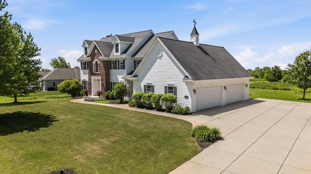 3255 Somers LANE, Port Washington, WI 53074