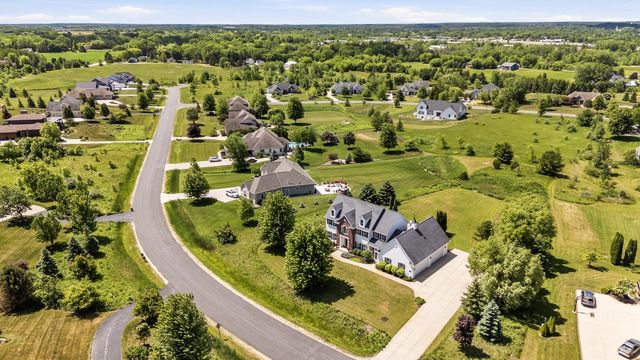 3255 Somers LANE, Port Washington, WI 53074