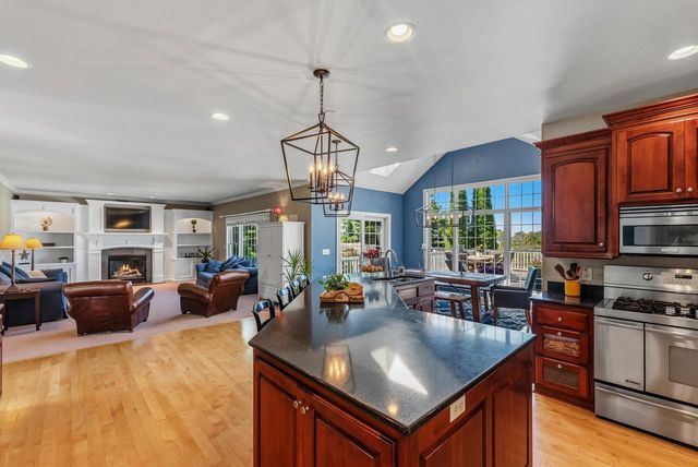 3255 Somers LANE, Port Washington, WI 53074