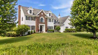 3255 Somers LANE, Port Washington, WI 53074
