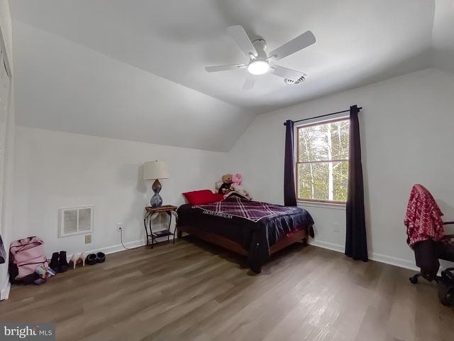 605 PLANTERS WHARF RD, Lusby, MD 20657