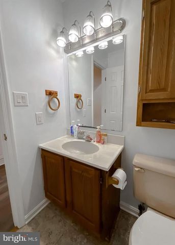 605 PLANTERS WHARF RD, Lusby, MD 20657