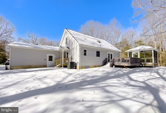 605 PLANTERS WHARF RD, Lusby, MD 20657