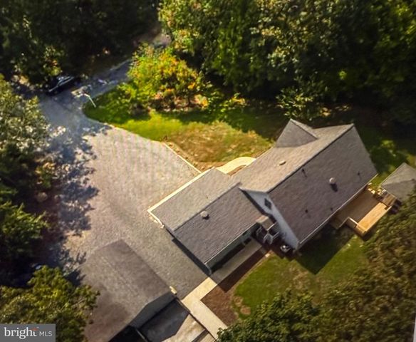 605 PLANTERS WHARF RD, Lusby, MD 20657