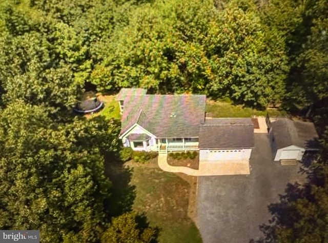 605 PLANTERS WHARF RD, Lusby, MD 20657