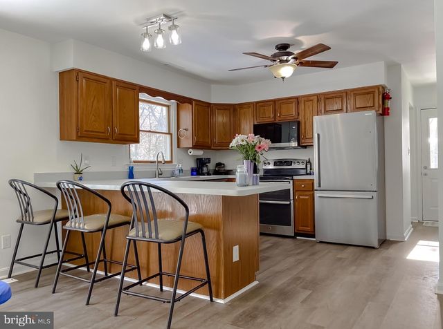 605 PLANTERS WHARF RD, Lusby, MD 20657