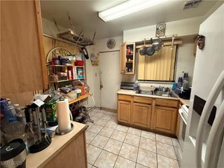 1636 J Street, Las Vegas, NV 89106