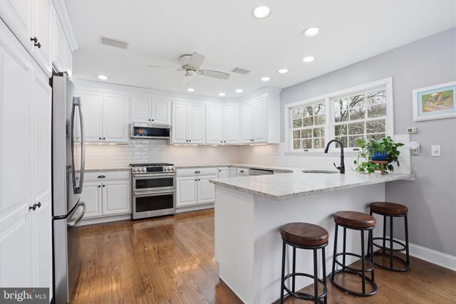 521 COKESBURY RD, Annandale, NJ 08801