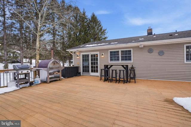 521 COKESBURY RD, Annandale, NJ 08801