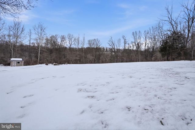 521 COKESBURY RD, Annandale, NJ 08801