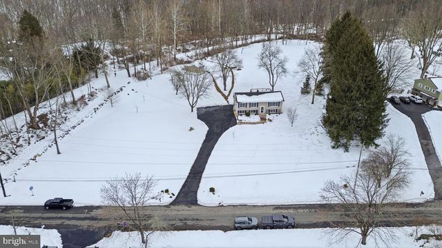 521 COKESBURY RD, Annandale, NJ 08801