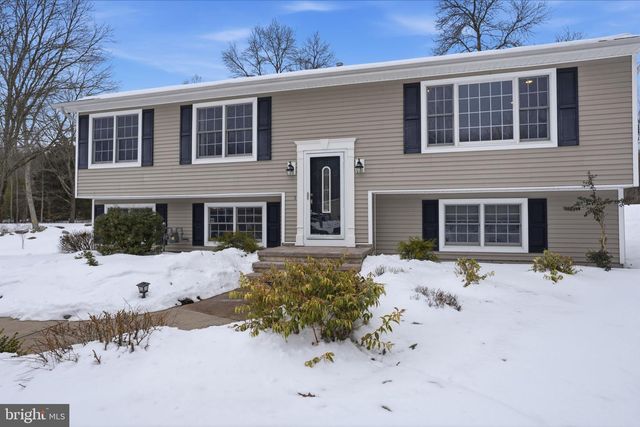 521 COKESBURY RD, Annandale, NJ 08801