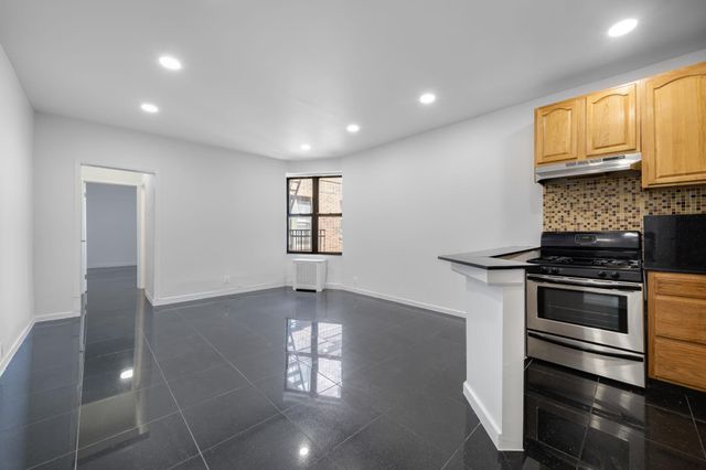 7002 Ridge Boulevard E14, Brooklyn, NY 11209