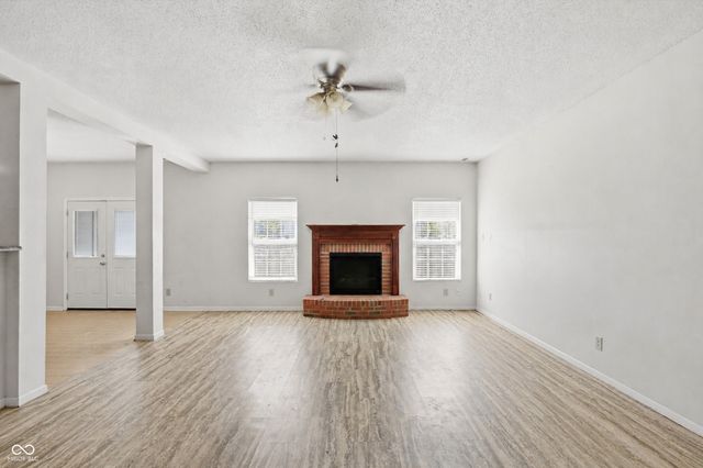 3290 Holt Street, Whiteland, IN 46184