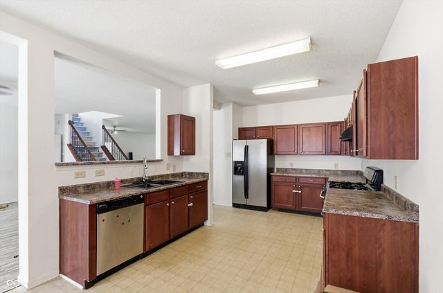 3290 Holt Street, Whiteland, IN 46184