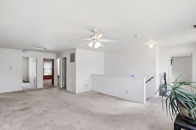 3290 Holt Street, Whiteland, IN 46184