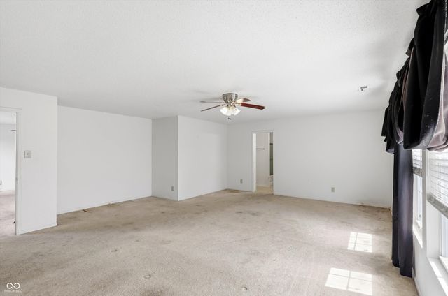 3290 Holt Street, Whiteland, IN 46184