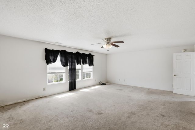 3290 Holt Street, Whiteland, IN 46184
