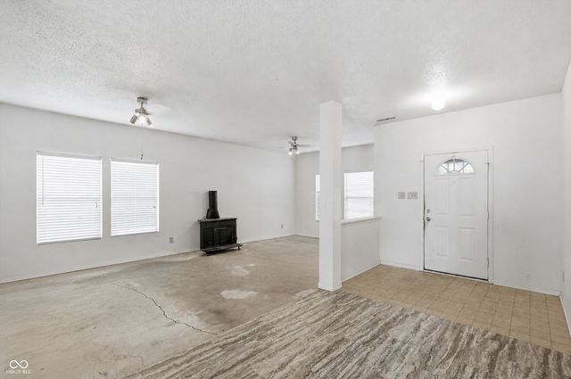 3290 Holt Street, Whiteland, IN 46184