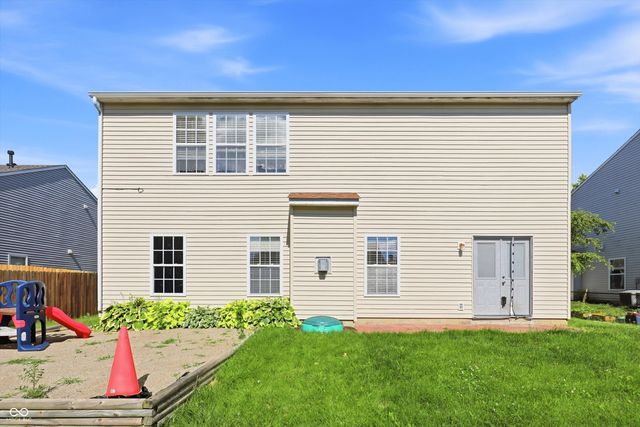 3290 Holt Street, Whiteland, IN 46184
