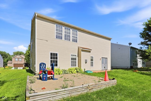 3290 Holt Street, Whiteland, IN 46184
