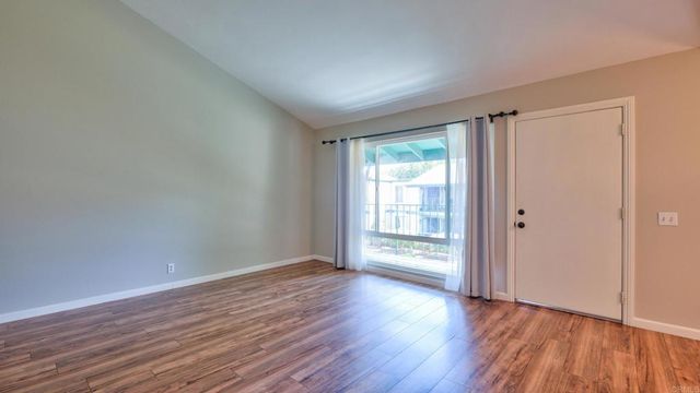 1811 E Grand Avenue 100, Escondido, CA 92027