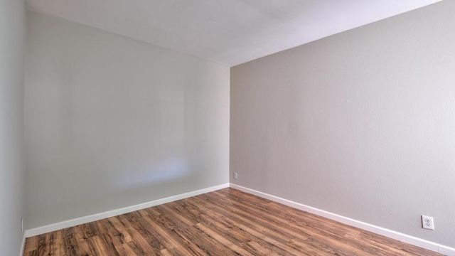 1811 E Grand Avenue 100, Escondido, CA 92027