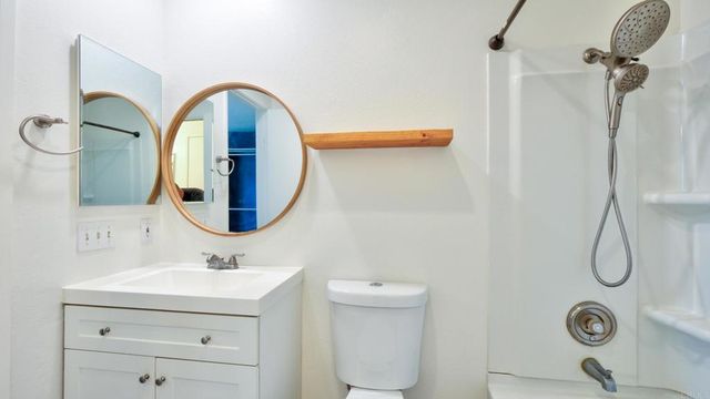 1811 E Grand Avenue 100, Escondido, CA 92027