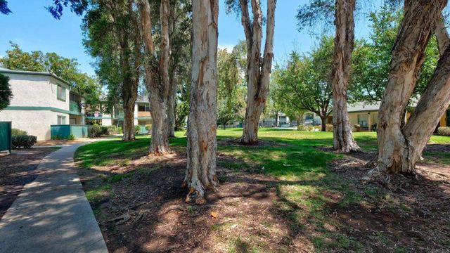 1811 E Grand Avenue 100, Escondido, CA 92027