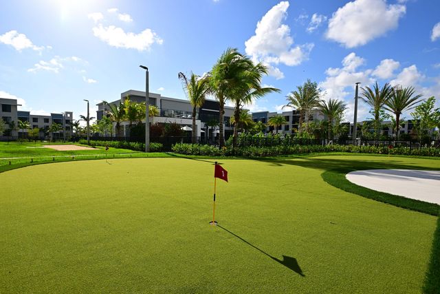 7200 W 4th Avenue 1-115, Hialeah, FL 33014