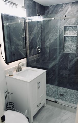 4264 EASTERN CV, Memphis, TN 38122