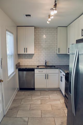 4264 EASTERN CV, Memphis, TN 38122