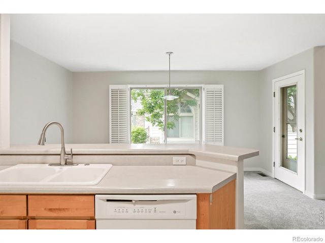 926 Hover Ridge Circle, Longmont, CO 80501