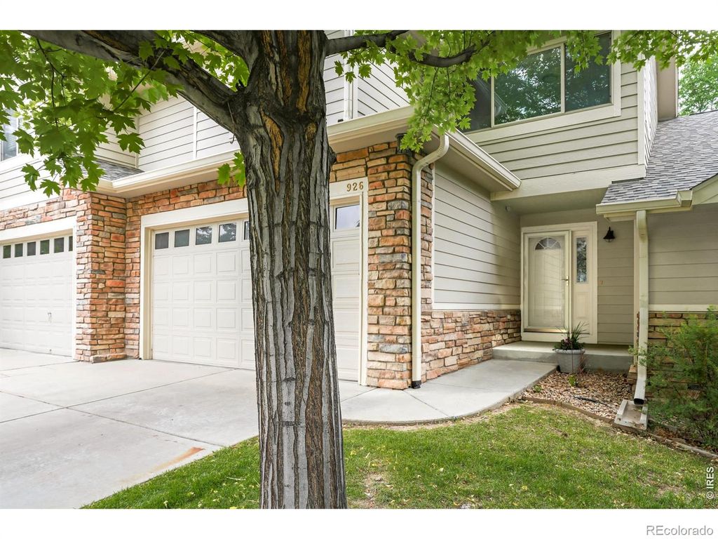 926 Hover Ridge Circle, Longmont, CO 80501