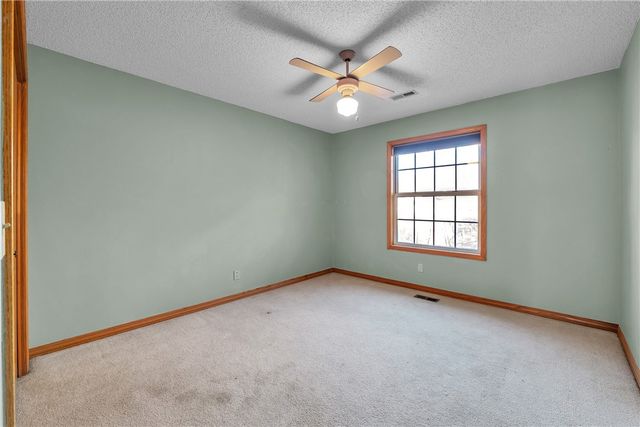 20 Langholm Lane, Bella Vista, AR 72715