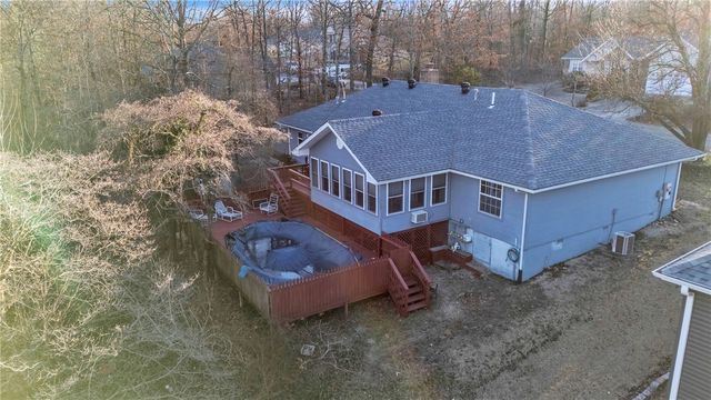 20 Langholm Lane, Bella Vista, AR 72715