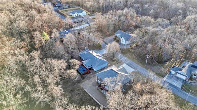 20 Langholm Lane, Bella Vista, AR 72715