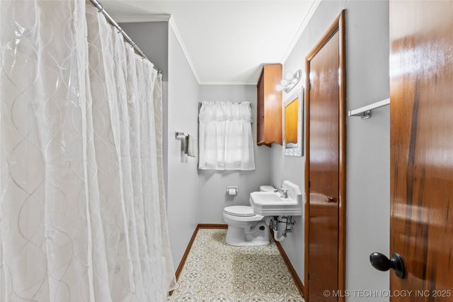 6836 E King Street, Tulsa, OK 74115