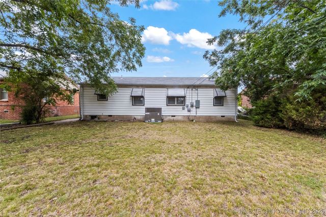6836 E King Street, Tulsa, OK 74115