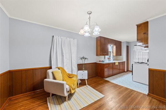 6836 E King Street, Tulsa, OK 74115