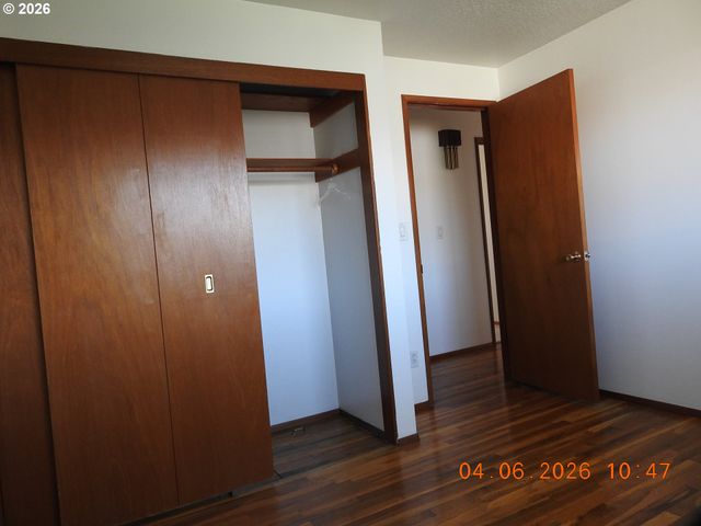 1415 THOMPSON Rd, Woodburn, OR 97071