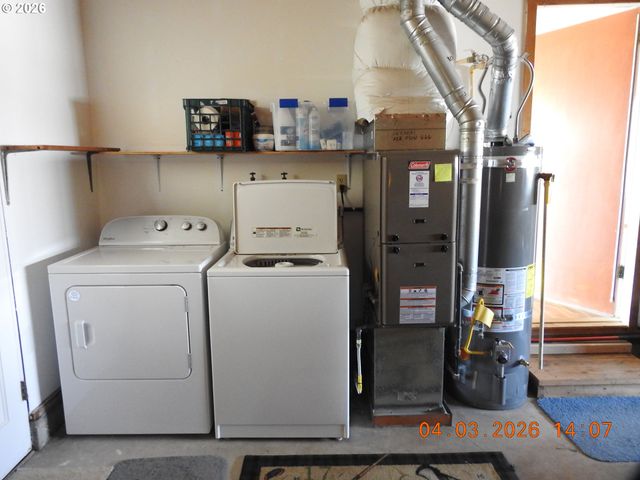1415 THOMPSON Rd, Woodburn, OR 97071