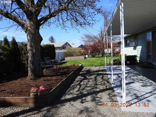 1415 THOMPSON Rd, Woodburn, OR 97071