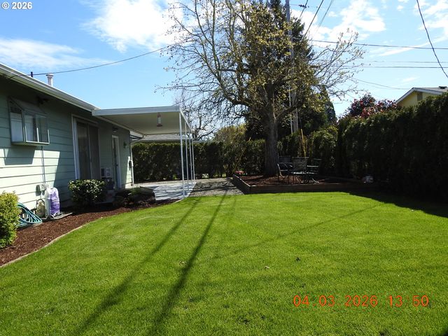 1415 THOMPSON Rd, Woodburn, OR 97071