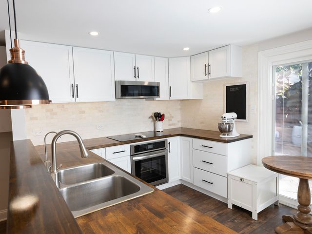 2029 Westview Lane, Round Lake Beach, IL 60073