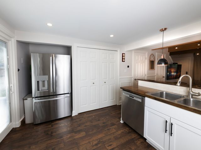 2029 Westview Lane, Round Lake Beach, IL 60073