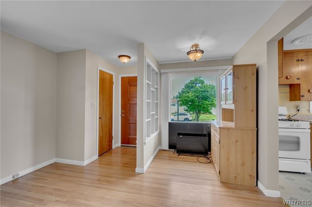178 Oakridge Avenue, Tonawanda, NY 14217