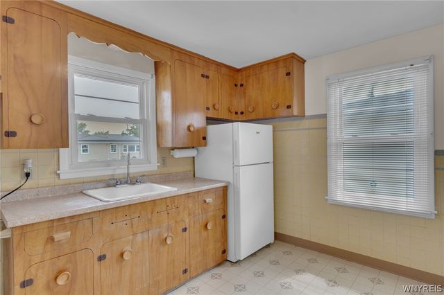 178 Oakridge Avenue, Tonawanda, NY 14217
